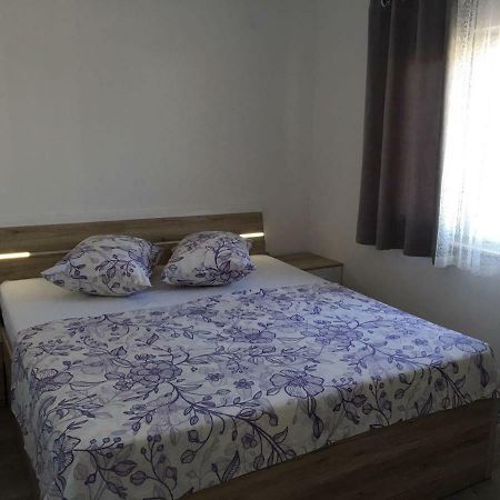 Apartman Ana Τρογκίρ Εξωτερικό φωτογραφία