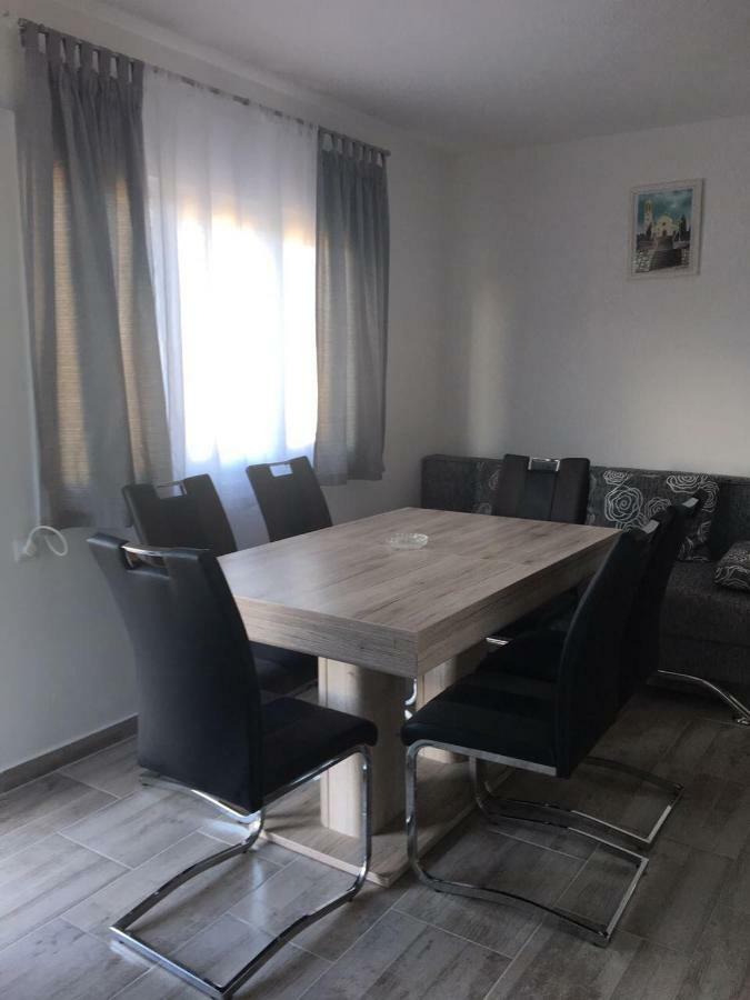 Apartman Ana Τρογκίρ Εξωτερικό φωτογραφία