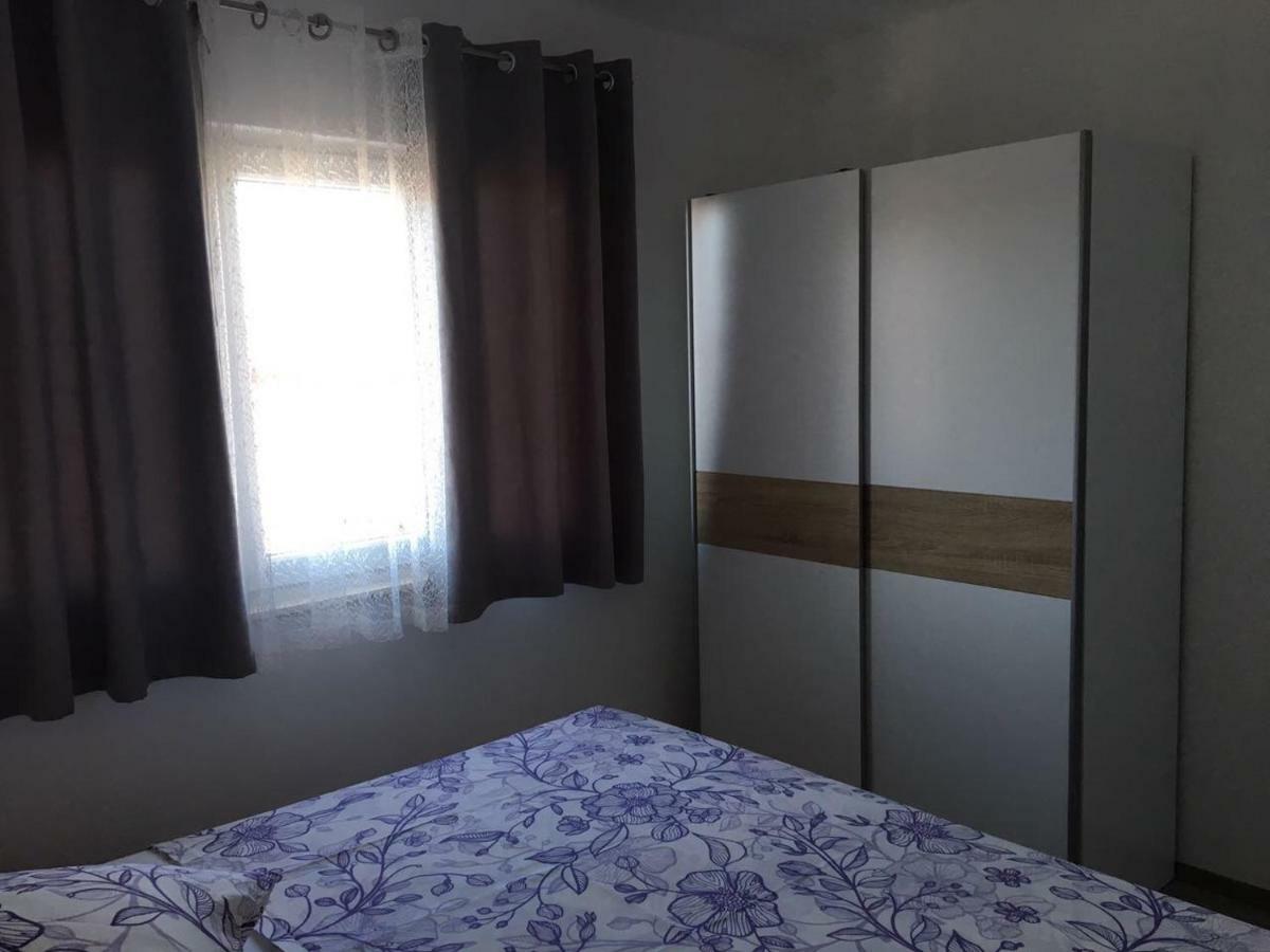 Apartman Ana Τρογκίρ Εξωτερικό φωτογραφία